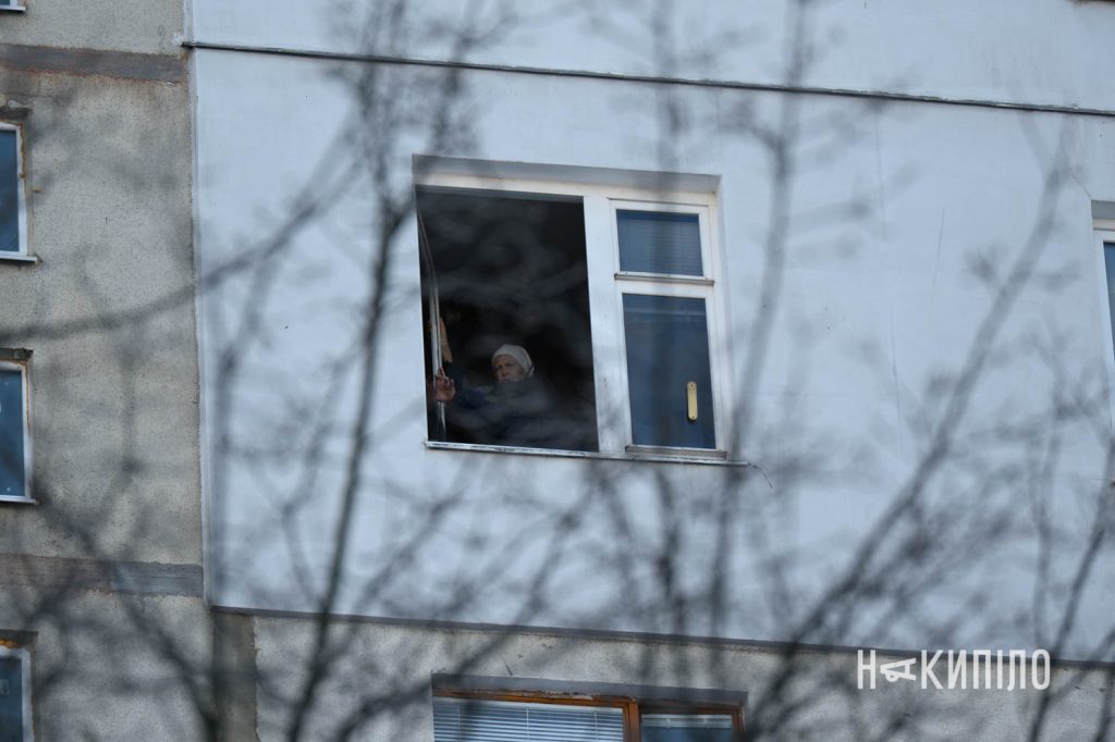 ворожий дрон зачепився за дерева. Фоторепортаж 2