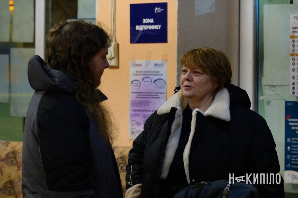 Як працює транзитний центр для евакуйованих у Харкові. Фото Як працює транзитний центр для евакуйованих у Харкові. Фото