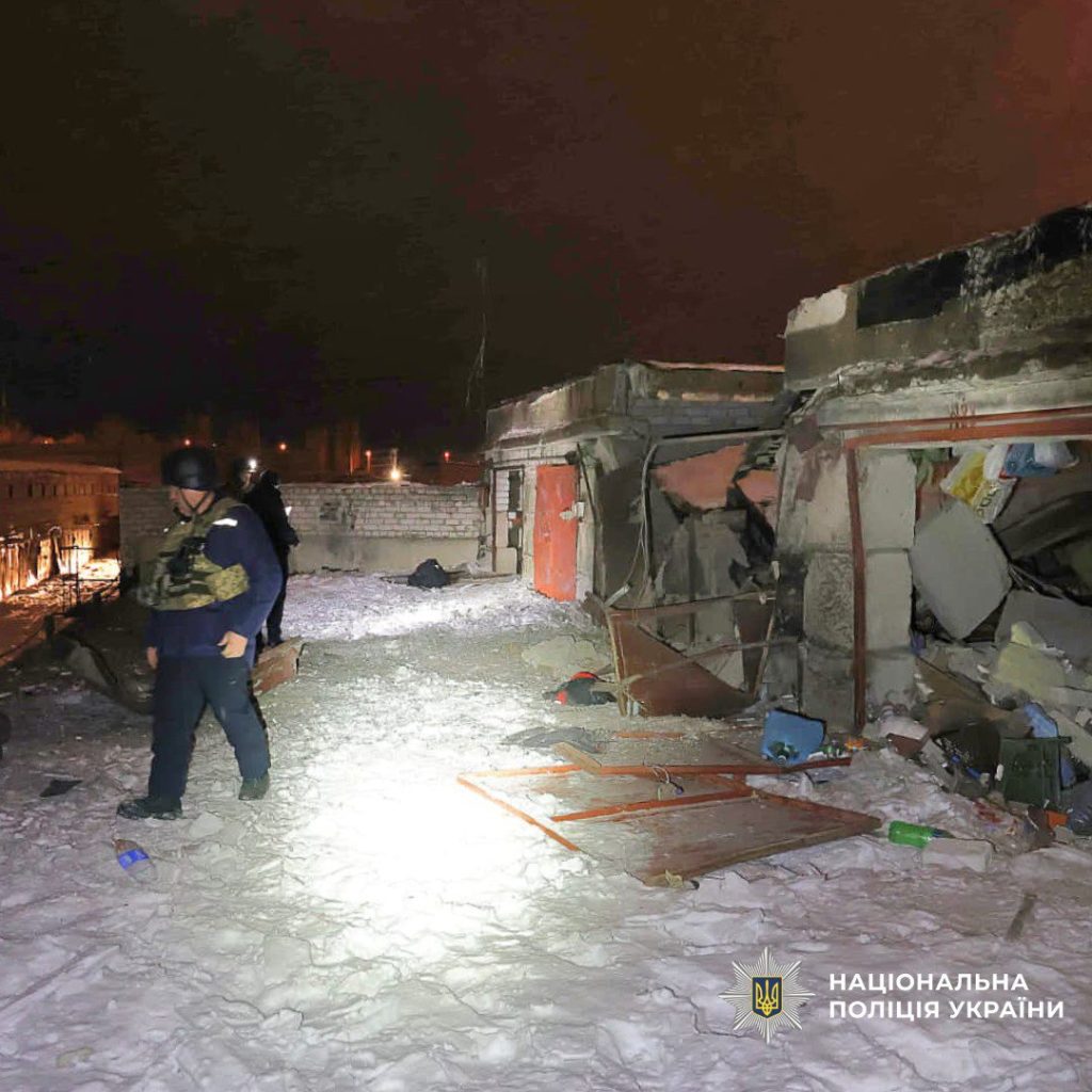 Двоє жінок постраждали на Купʼянщині через російські обстріли 1 БпЛА поцілив по гаражному кооперативу в Харкові