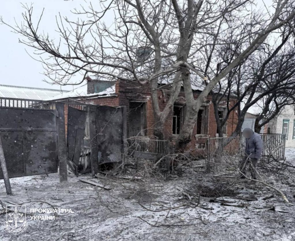 Двоє жінок постраждали на Купʼянщині через російські обстріли 3 Золочів, вибух БпЛА пошкодив будинки