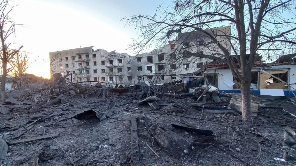 Борова, Нова Козача, Кочеток: росія активізувала обстріли по селищах Борова, Нова Козача, Кочеток: росія активізувала обстріли по селищах