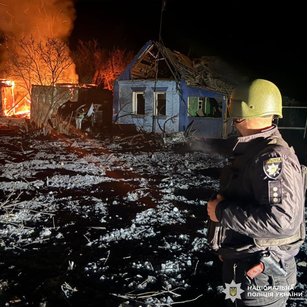 Атаки росіян по жителях Харківщини: є загиблі й поранені Атаки росіян по жителях Харківщини: є загиблі й поранені