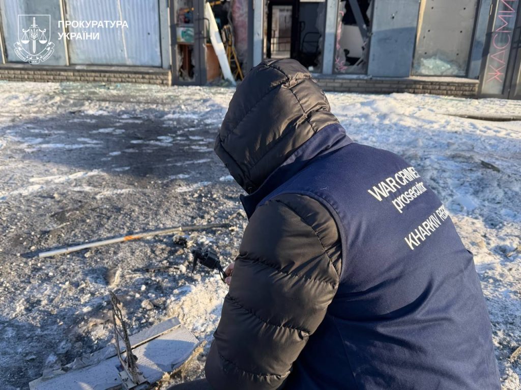 Атака російського БпЛА на ринок у Харкові: постраждали двоє людей 1