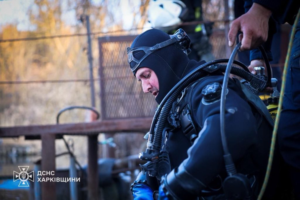 В Харкові під кригу провалилися шестеро дітей: двоє загинули В Харкові під кригу провалилися шестеро дітей: двоє загинули