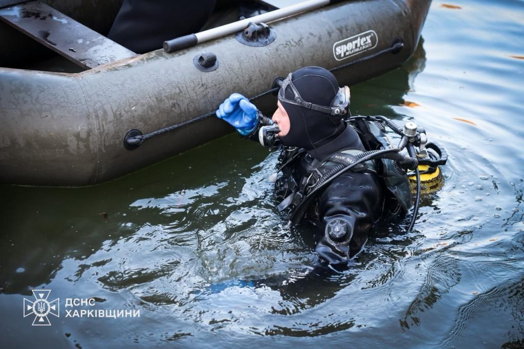 В Харкові під кригу провалилися шестеро дітей: двоє загинули В Харкові під кригу провалилися шестеро дітей: двоє загинули