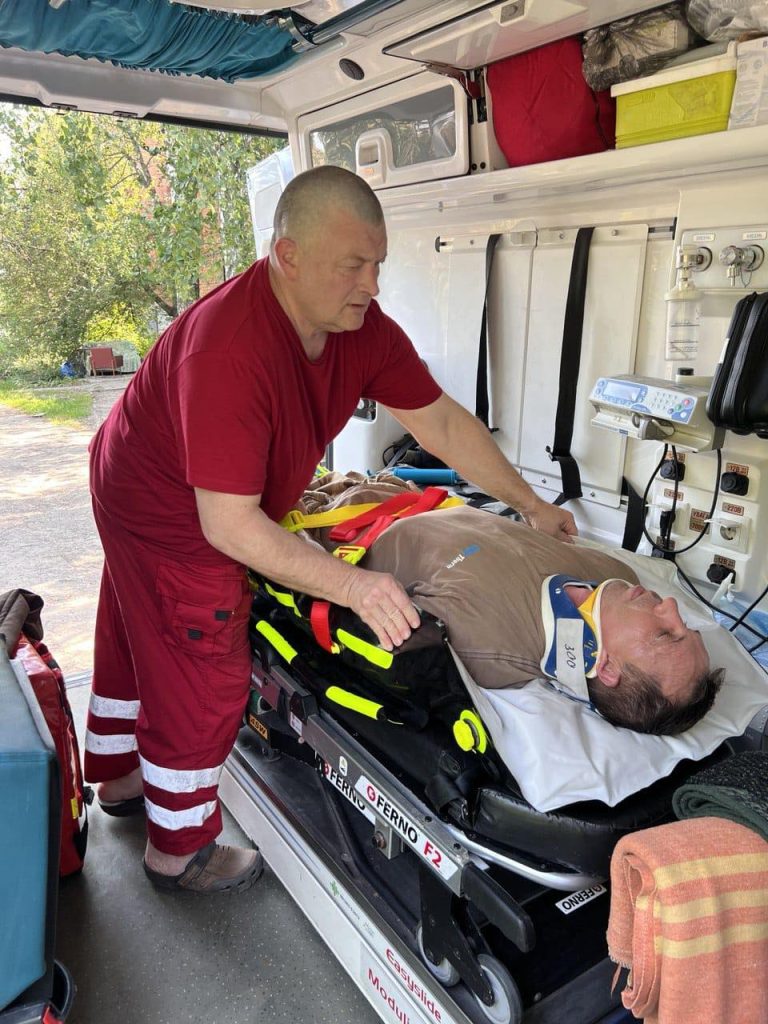 Загиблі медики швидкої перевозили поранених, коли поцілив FVP-дрон Загиблі медики швидкої перевозили поранених, коли поцілив FVP-дрон