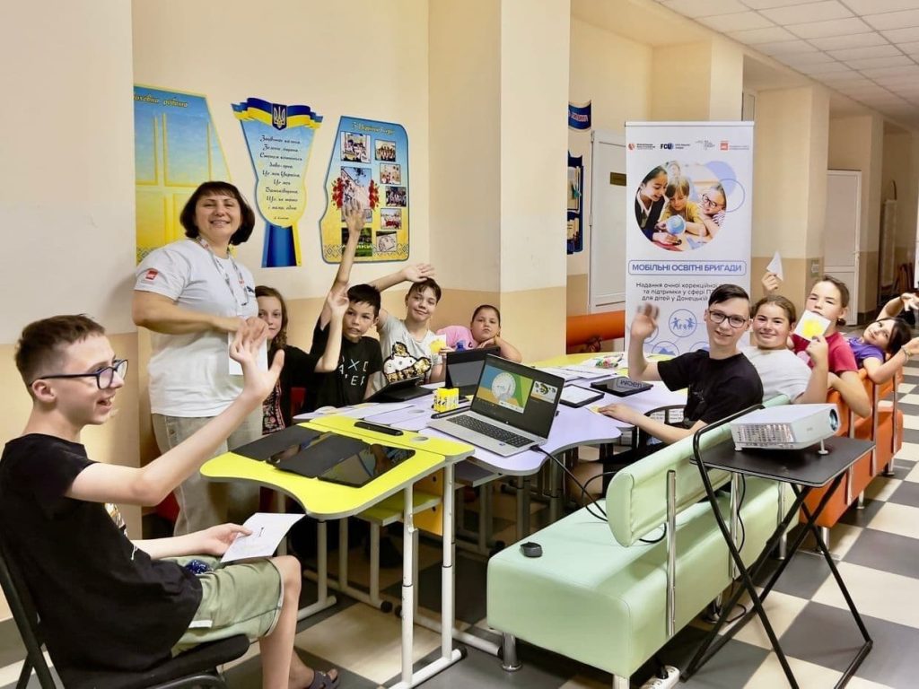 Наскільки (не)доступна освіта у прифронтових регіонах? Наскільки (не)доступна освіта у прифронтових регіонах?