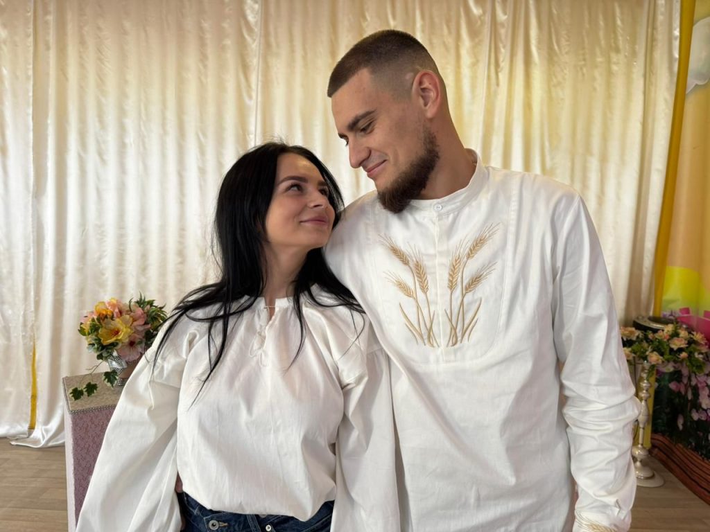 «Ми чітко знаємо, для чого ми тут», — медикиня 3 роти Karakurt Colony Третьої ОШБр Соня Весілля, військові