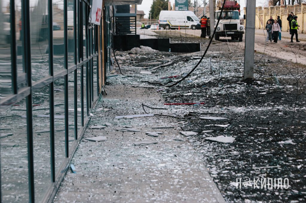 росіяни вдарили по Харкову «шахедами». Фоторепортаж Наслідки прильоту шахеда 16 березня 2026 року, фото: Пахоменко Павло