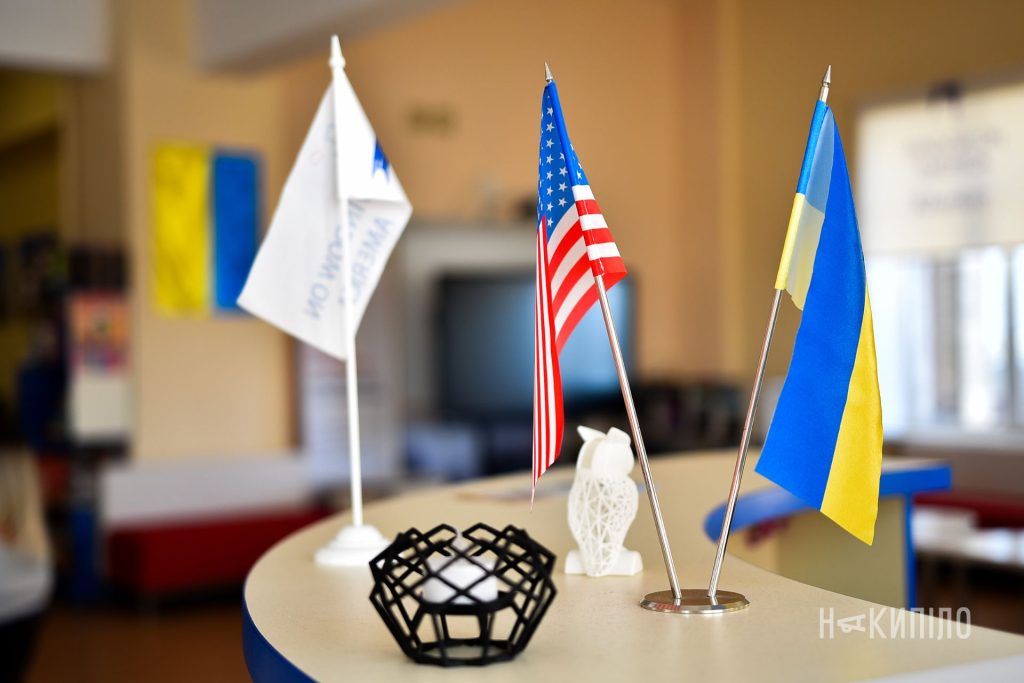 У Харкові пройшла презентація книги Юрія Шевельова «Новітня літературна мова» Вікно в Америку, презентація книги Юрія Шевельова «Новітня літературна мова», Каразінський університет