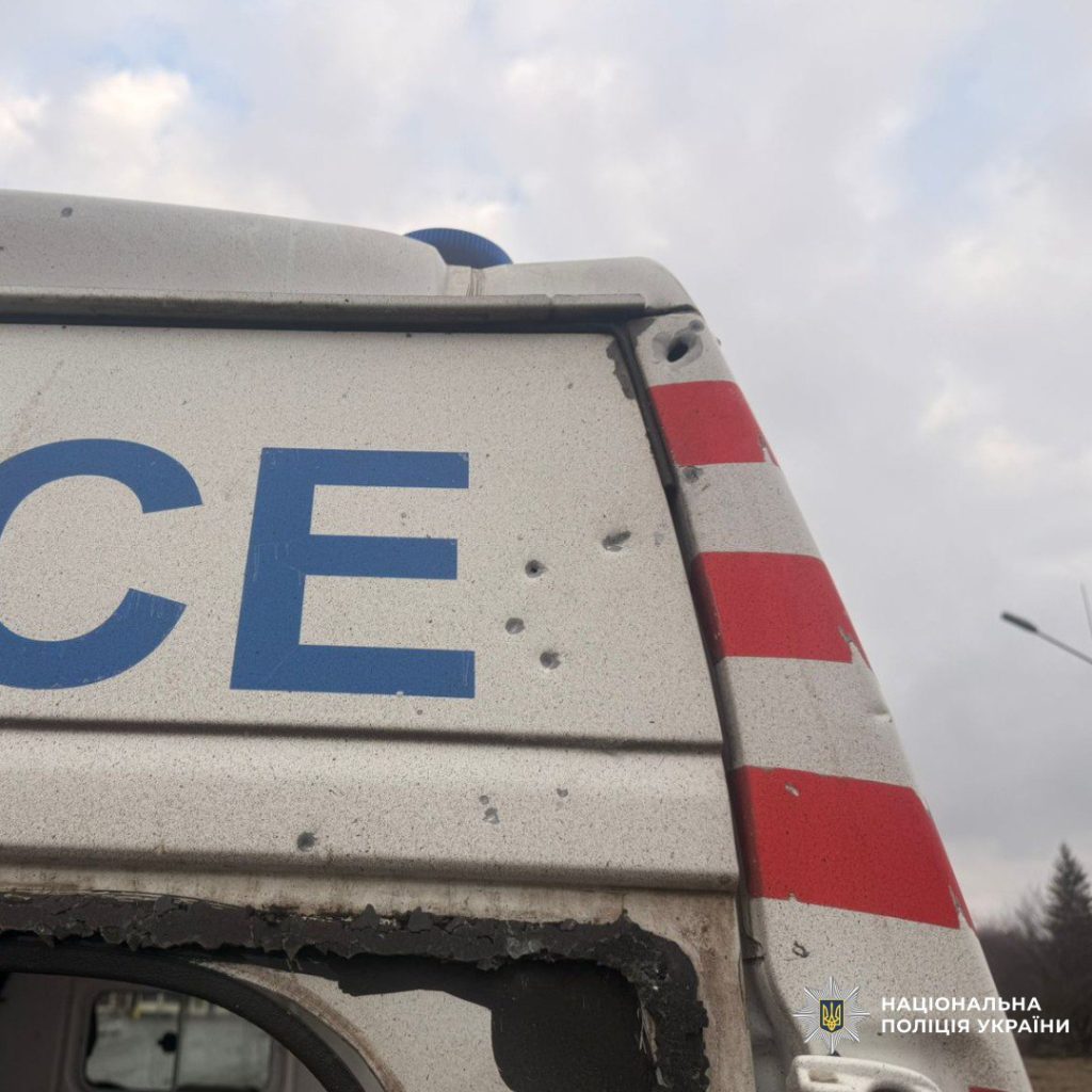 Поблизу Купʼянська FPV-дрон поранив медиків Поблизу Купʼянська FPV-дрон поранив медиків