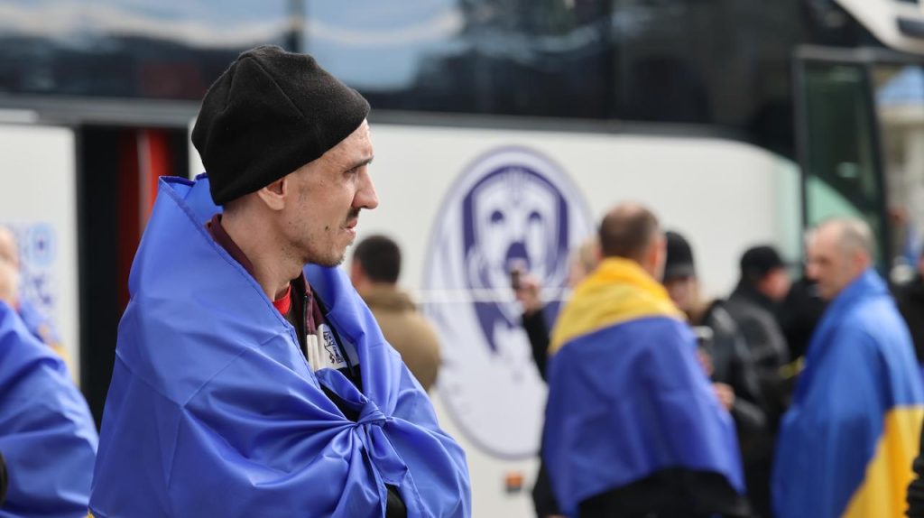 73-й обмін: Україна повернула з полону 193 захисників 73-й обмін: Україна повернула з полону 193 захисників