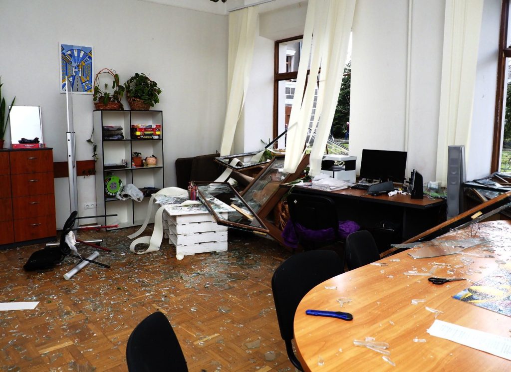 Внаслідок атак рф постраждав легендарний харківський університет Внаслідок атак рф постраждав легендарний харківський університет