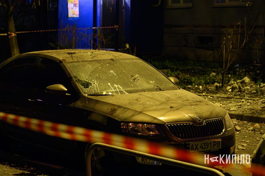 «Молнія» знищила квартиру в Харкові. Фото молнія, приліт, Харків, 1 квітня 2026 року. Фото: Ігор Лептуга