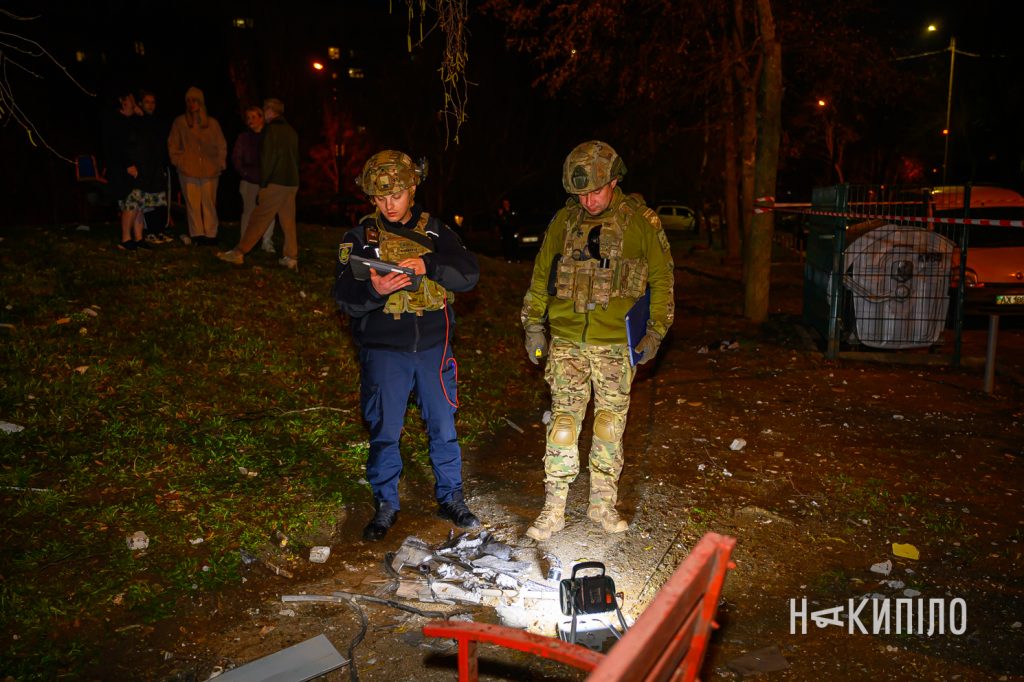 «Молнія» знищила квартиру в Харкові. Фото молнія, приліт, Харків, 1 квітня 2026 року. Фото: Ігор Лептуга