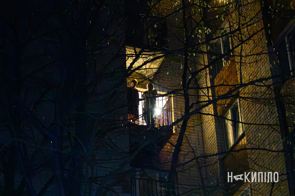 Дрон ударив біля гуртожитків у Харкові Наслідки влучання шахеда у Харкові 4 квітня 2026 року, фото:Лептуга Ігор