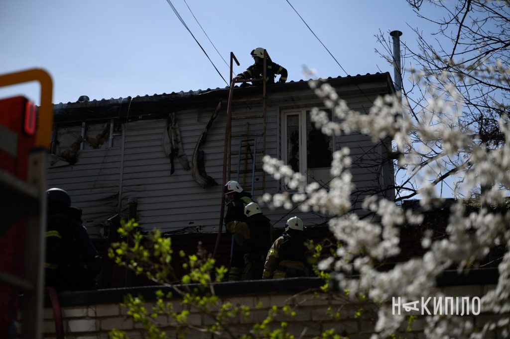 Наслідки ворожого удару по Харкову. Фоторепортаж