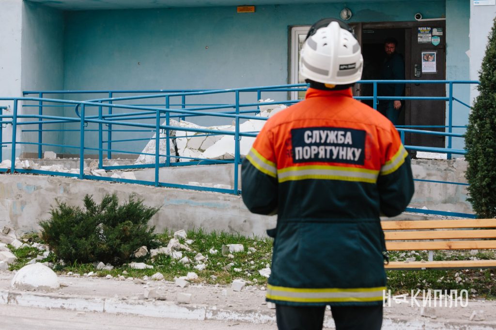 Харків під атакою «шахедів». Фоторепортаж наслідки обстіла Харкова дронами 6го квітня 2026 року