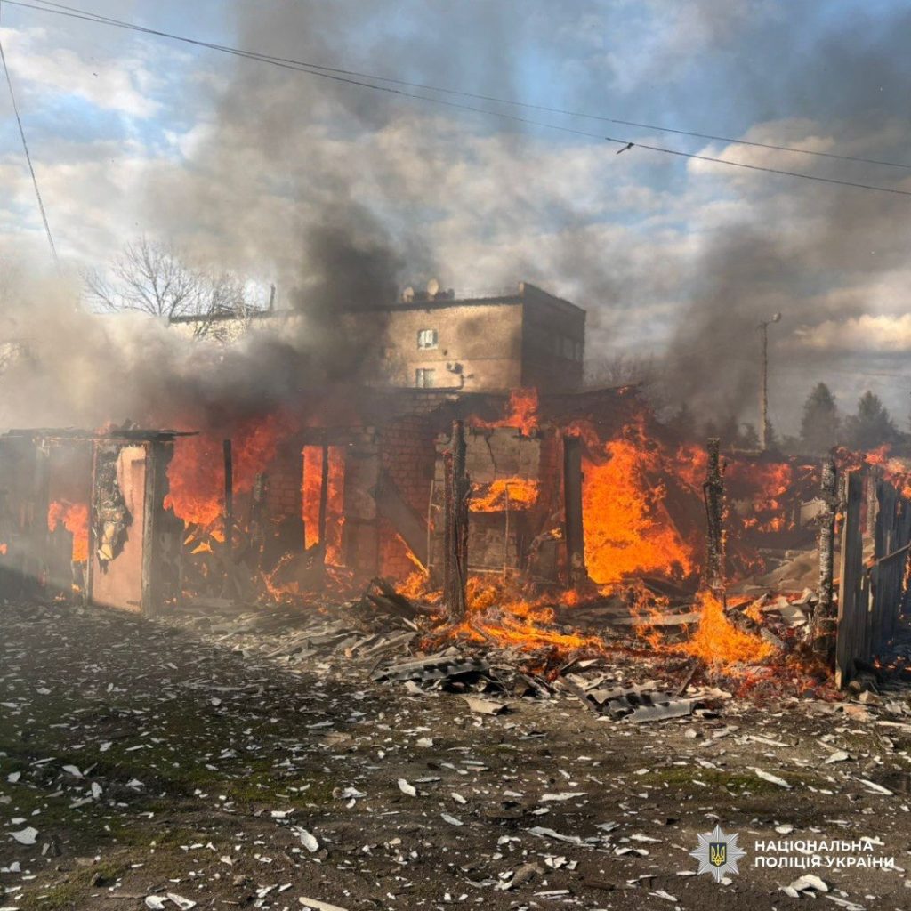 росіяни порушили «великоднє перемир'я»: наслідки обстрілів на Харківщині росіяни порушили «великоднє перемир'я»: наслідки обстрілів на Харківщині