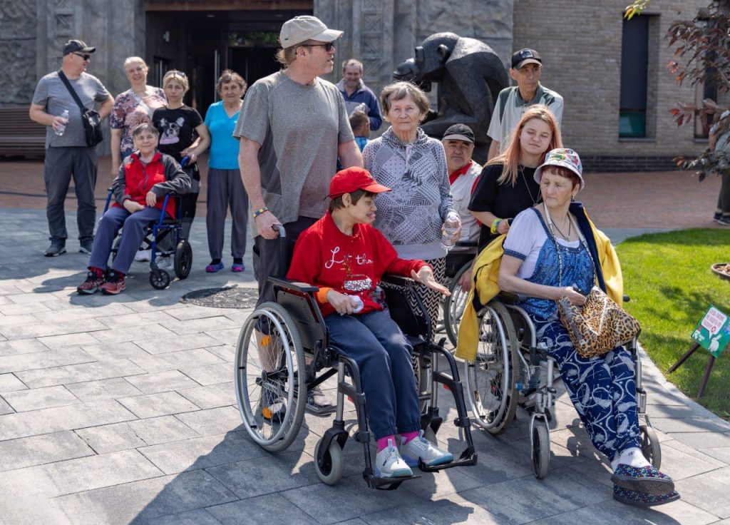 Атмосфера дому та якісний догляд: як живе прихисток «Велика родина» Атмосфера дому та якісний догляд: як живе прихисток «Велика родина»