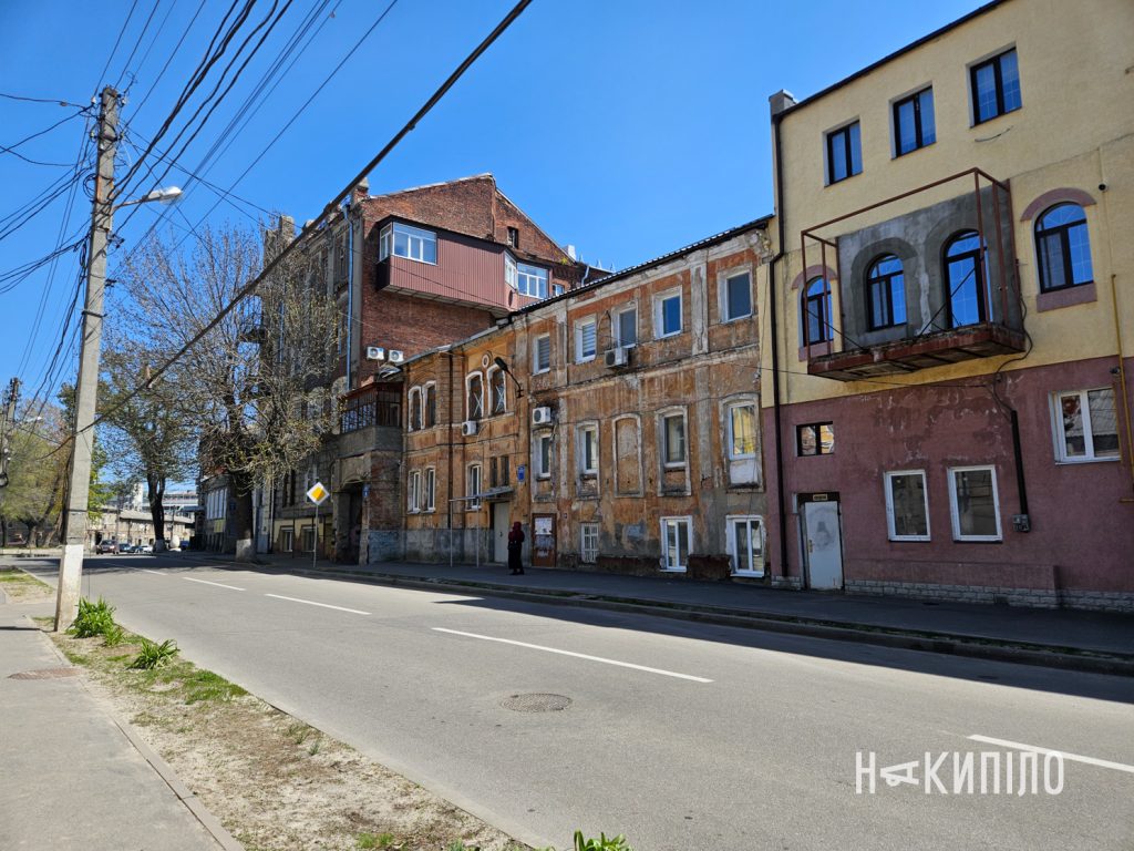 Цар-балкони поміж нас: як Харків непомітно втрачає свою ідентичність Мапа Харкова, вулиця Конторська