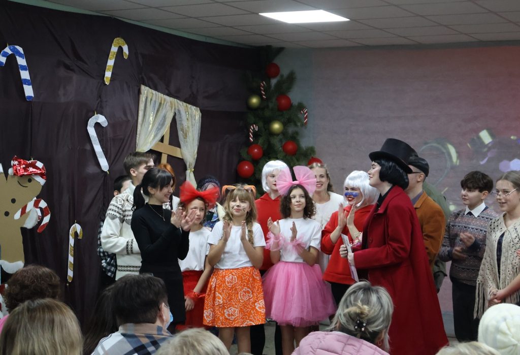 «Хочеться, аби війна закінчилася, але поки ми тут — працюємо». Історія вчительки з Мерефи «Хочеться, аби війна закінчилася, але поки ми тут — працюємо». Історія вчительки з Мерефи