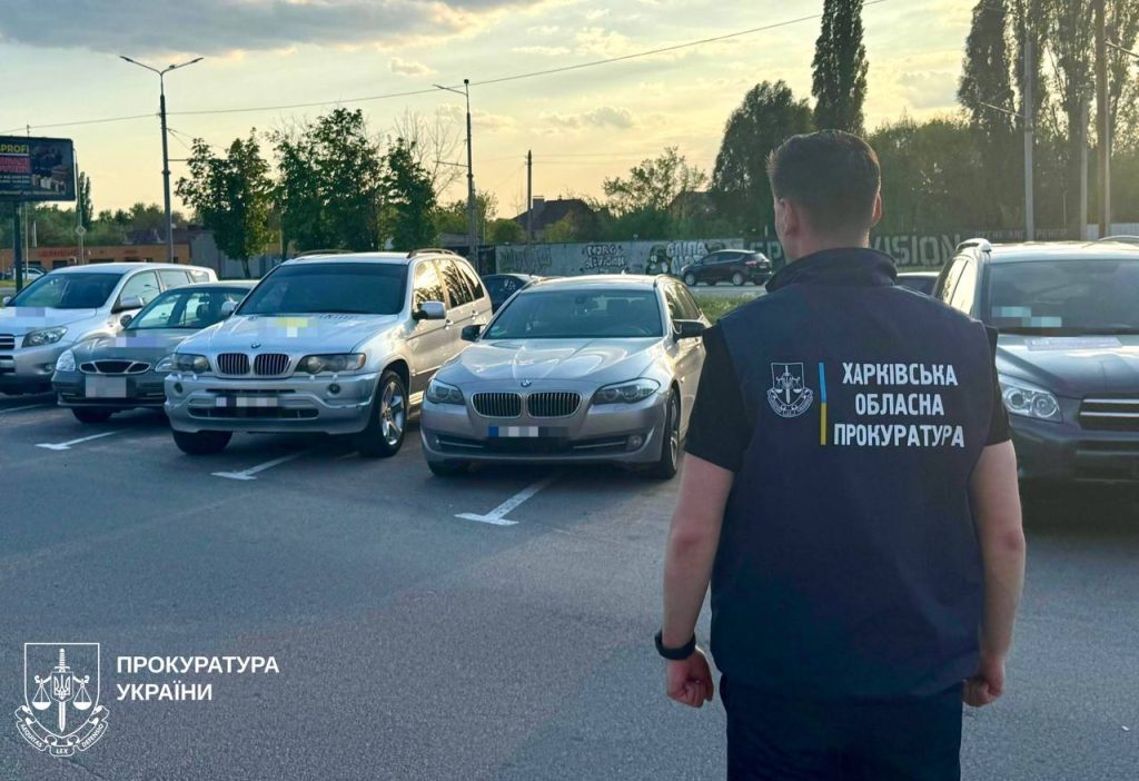 Автоблогерку, яку підозрюють у контрабанді авто, випустили під заставу Автоблогерку, яку підозрюють у контрабанді авто, випустили під заставу