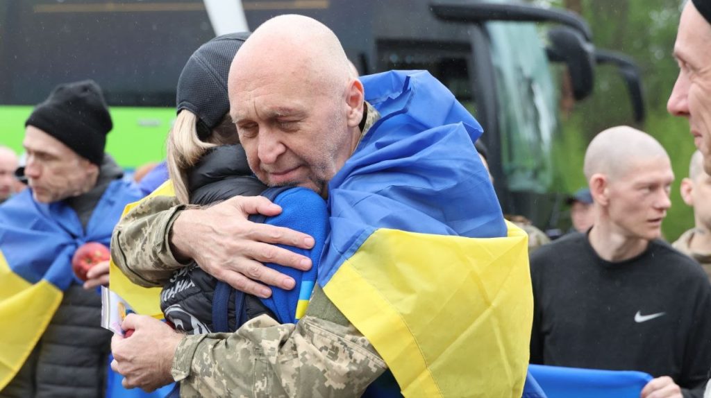 Відбувся перший етап анонсованого масштабного обміну полоненими Відбувся перший етап анонсованого масштабного обміну полоненими