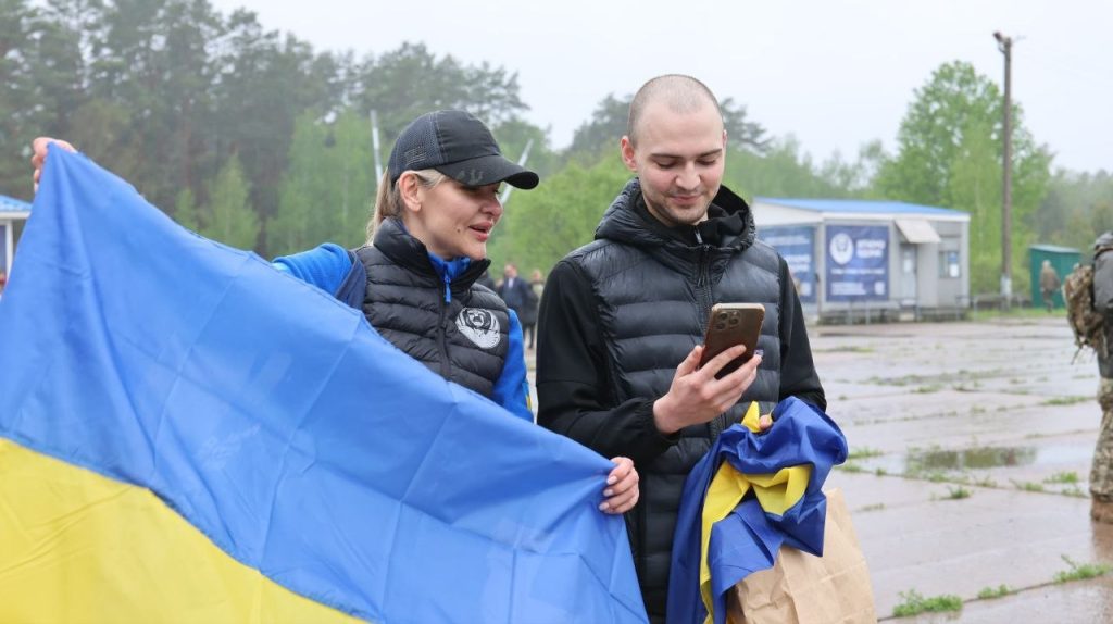 Відбувся перший етап анонсованого масштабного обміну полоненими Відбувся перший етап анонсованого масштабного обміну полоненими