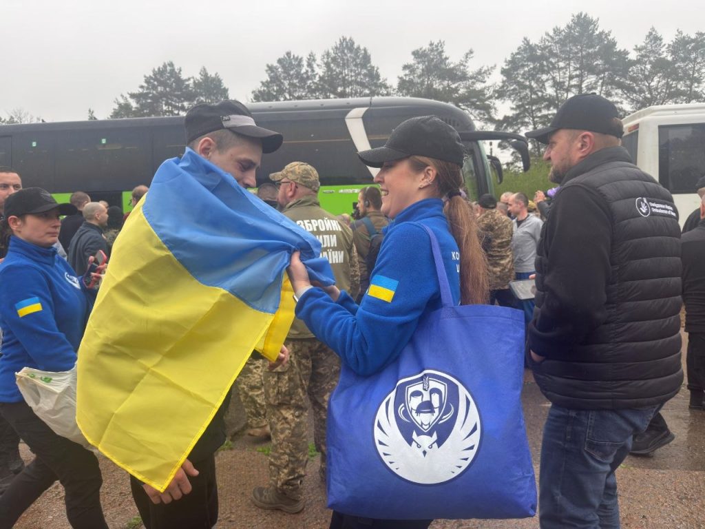 Відбувся перший етап анонсованого масштабного обміну полоненими Відбувся перший етап анонсованого масштабного обміну полоненими