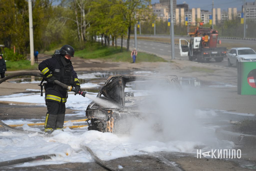 БпЛА масовано атакували Харків: під ударом — АЗС. Фото (оновлено) БпЛА масовано атакували Харків: під ударом — АЗС. Фото (оновлено)