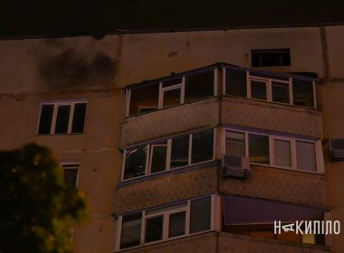 росіяни втретє атакували один і той самий будинок у Харкові: є постраждалий