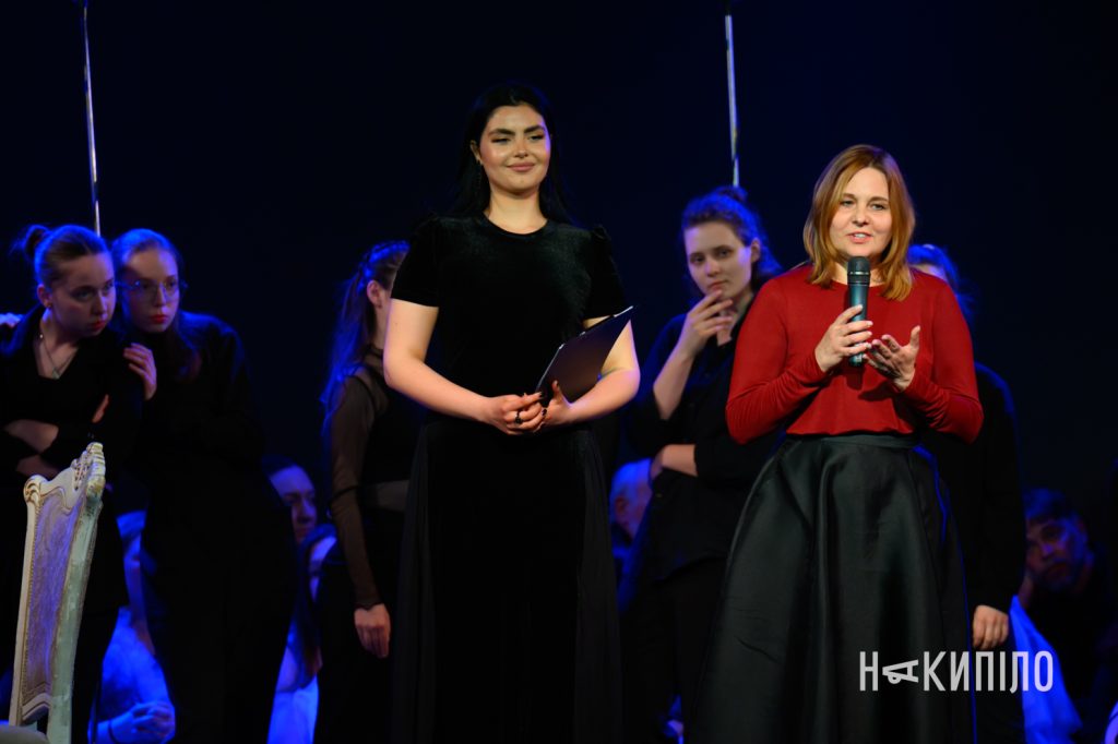 «Ця війна йде якраз за культуру»: у Харкові вдруге вручили премію «Генерація Ніка» «Ця війна йде якраз за культуру»: у Харкові вдруге вручили премію «Генерація Ніка»