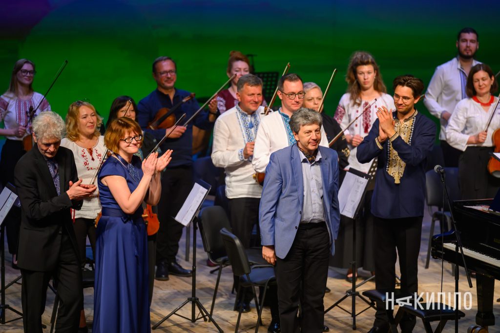 Від темряви до світла. Чим запамʼятався концерт-закриття KharkivMusicFest Від темряви до світла. Чим запамʼятався концерт-закриття KharkivMusicFest