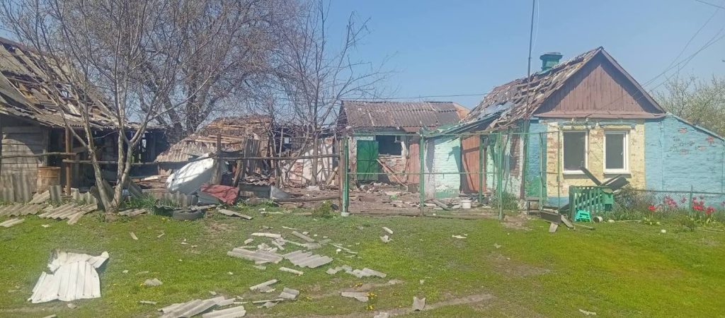На Харківщині ворожа атака поранила трьох людей На Харківщині ворожа атака поранила трьох людей
