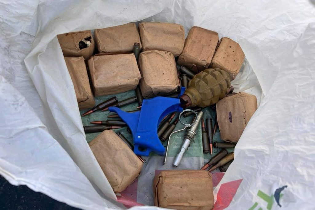Бригада «Скіф» зупинила автівку, що перевозила понад 90 автоматів Бригада «Скіф» зупинила автівку, що перевозила понад 90 автоматів