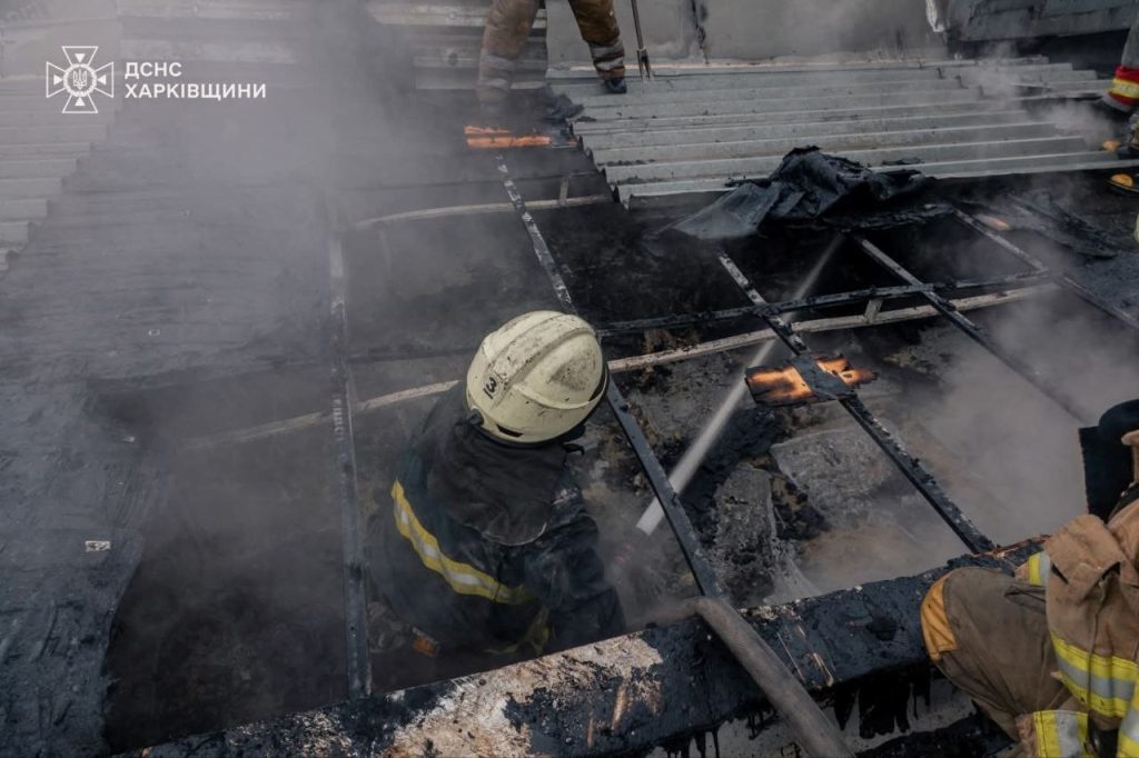 У Харкові горіла офісна будівля поблизу залізничного вокзалу У Харкові горіла офісна будівля поблизу залізничного вокзалу