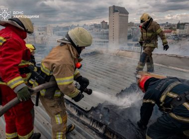 Пожежа в офісній будівлі поблизу вокзалу в Харкові