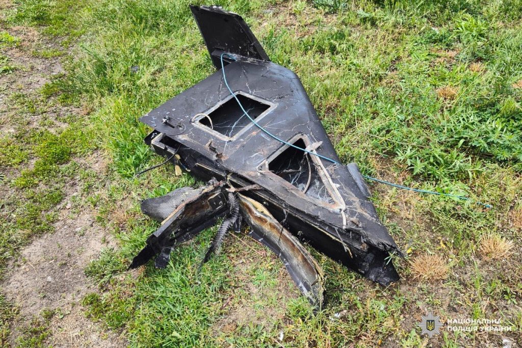 За добу російські БпЛА атакували низку автівок жителів Харківщини За добу російські БпЛА атакували низку автівок жителів Харківщини