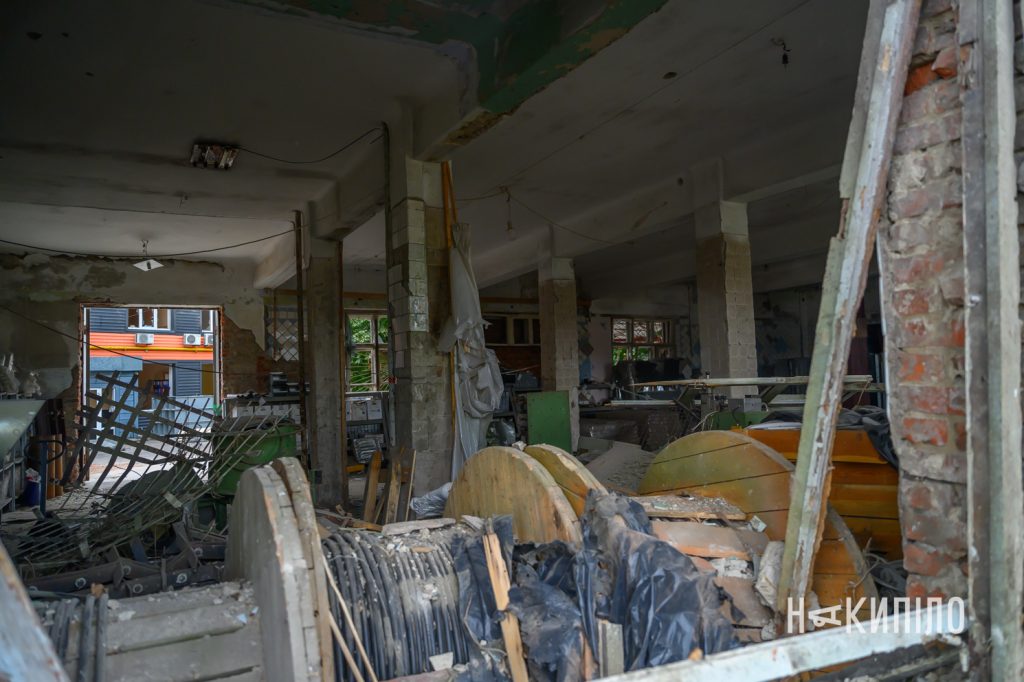 Наслідки удару по підприємству в Харкові. Фоторепортаж Наслідки обстрілу Харкова 15 червня 2026 року