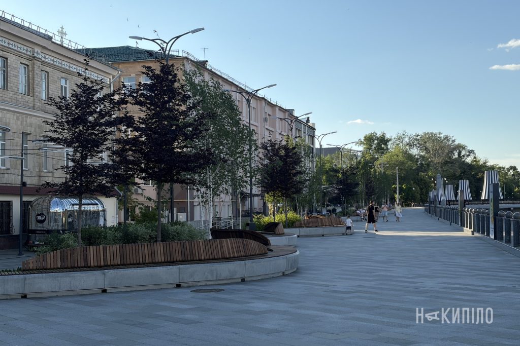 Реконструкція Лопанської набережної