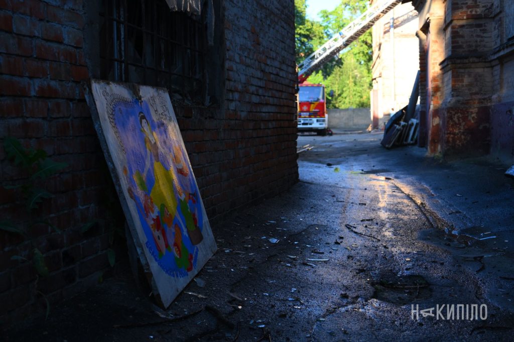 Як виглядає художній музей у центрі Харкова після влучання БпЛА картина, літмузей