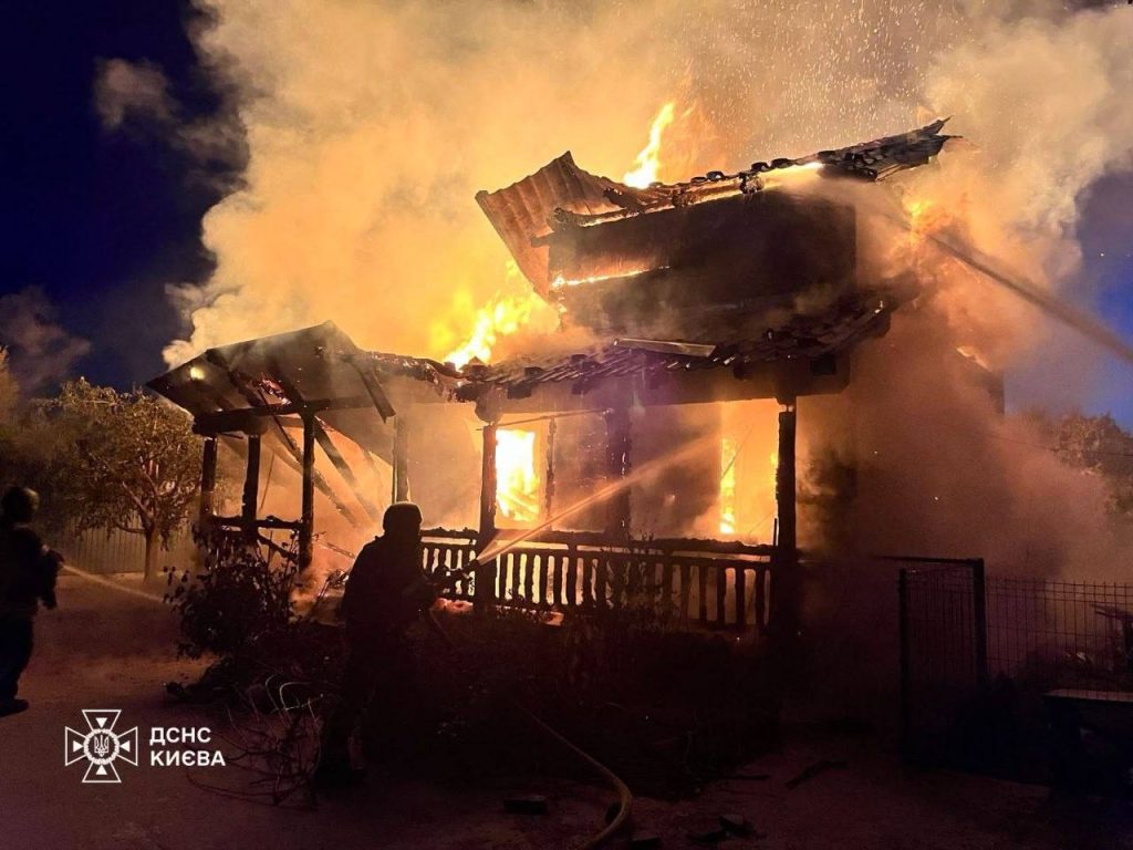 Вночі росія масово обстріляла українські міста, є загиблі Вночі росія масово обстріляла українські міста, є загиблі