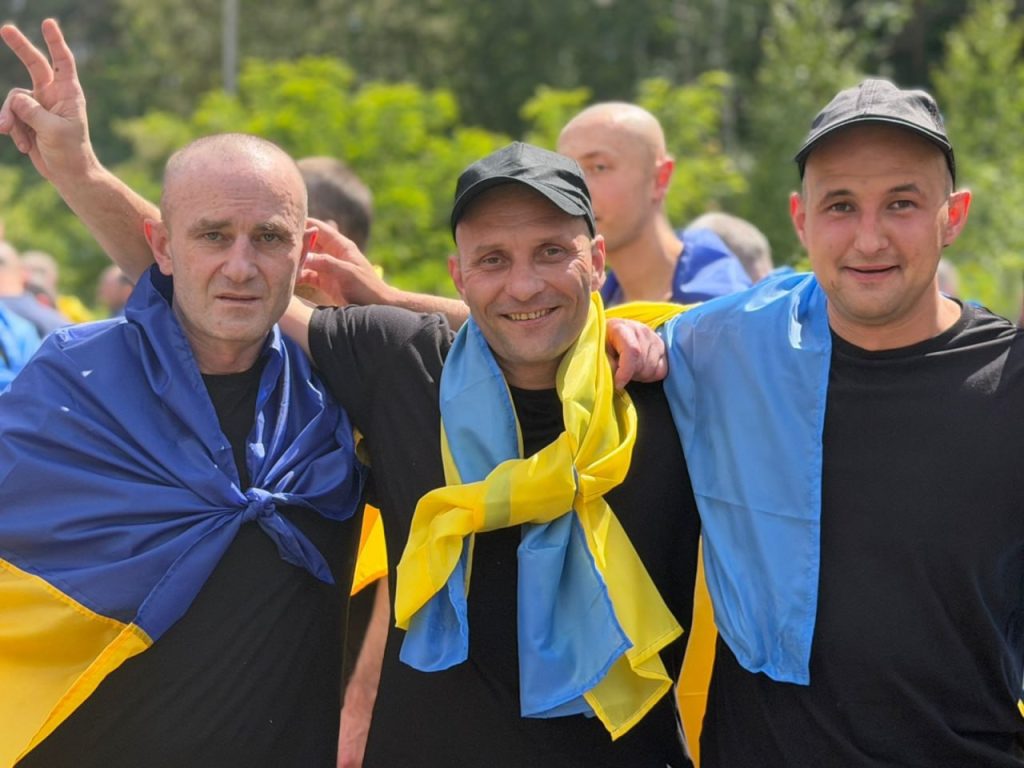 Новий обмін: Україна повернула 185 додому оборонців Новий обмін: Україна повернула 185 додому оборонців