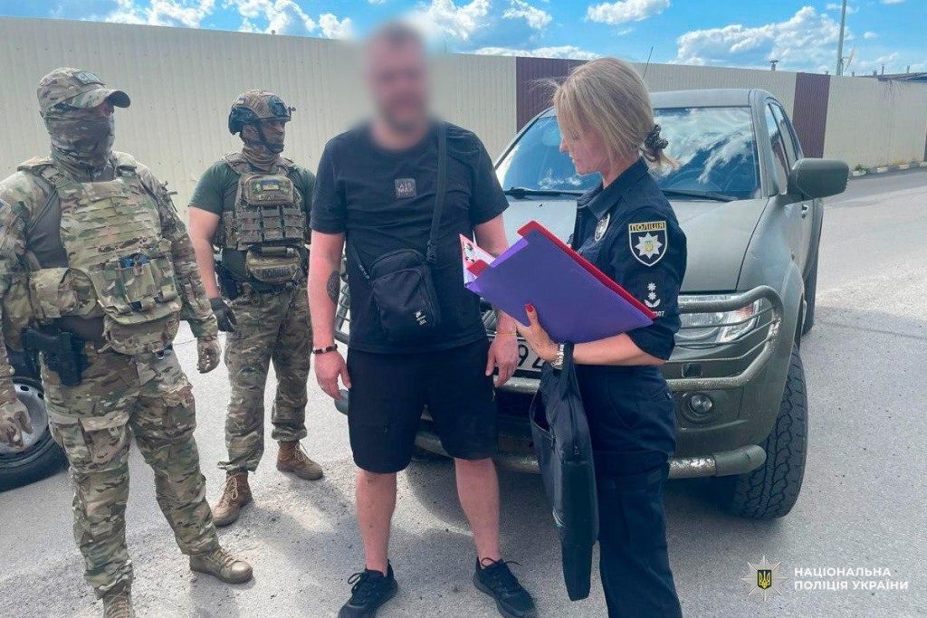 На Харківщині викрили схему втечі ухилянтів до Румунії: за виїзд брали 25 тисяч доларів
