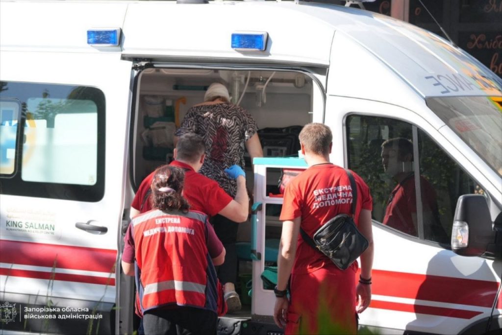 Троє загиблих і 11 постраждалих через росіян на Харківщині й у Запоріжжі Троє загиблих і 11 постраждалих через росіян на Харківщині й у Запоріжжі
