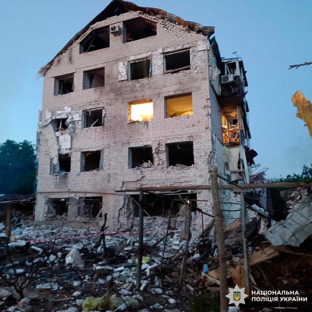П'ять людей постраждали через ворога на Харківщині П'ять людей постраждали через ворога на Харківщині