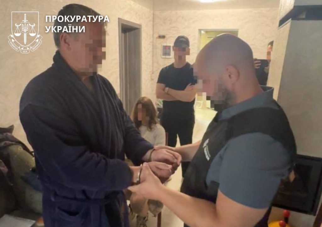 На Харківщині колишнього посадовця звинувачують у кражі державних грошей Злочинець, що розкрадав державні грощі