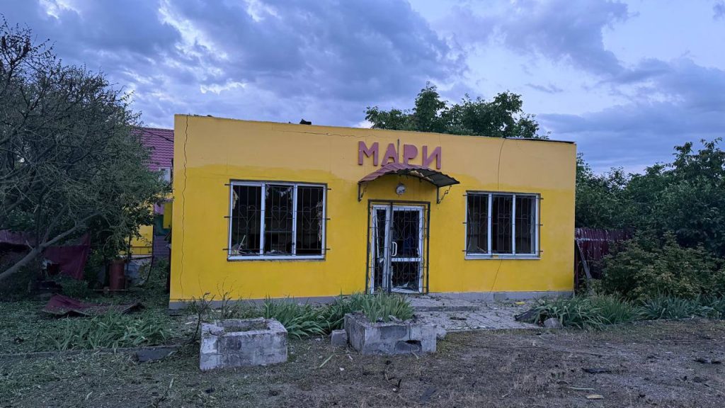 Одна людина загинула на Харківщині через ворожі атаки Одна людина загинула на Харківщині через ворожі атаки