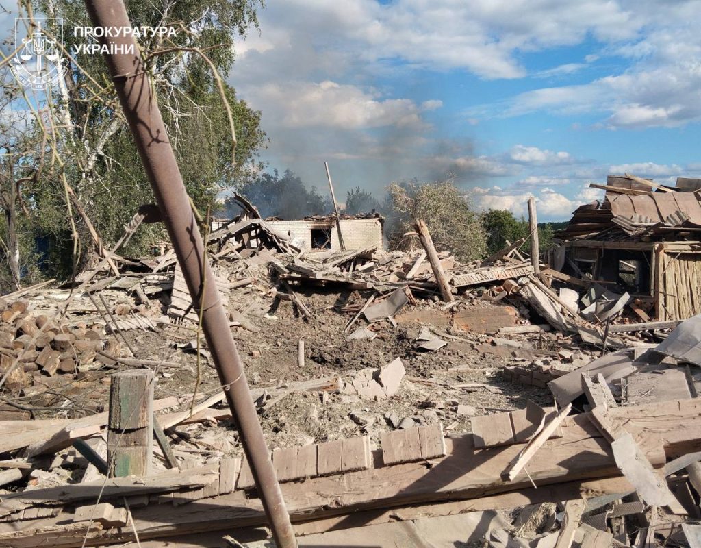Двоє людей загинули через російську агресію на Харківщині Двоє людей загинули через російську агресію на Харківщині